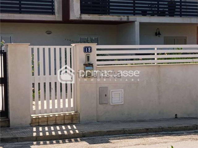 Appartamento in affitto a Modica, Villaggio Portosalvo