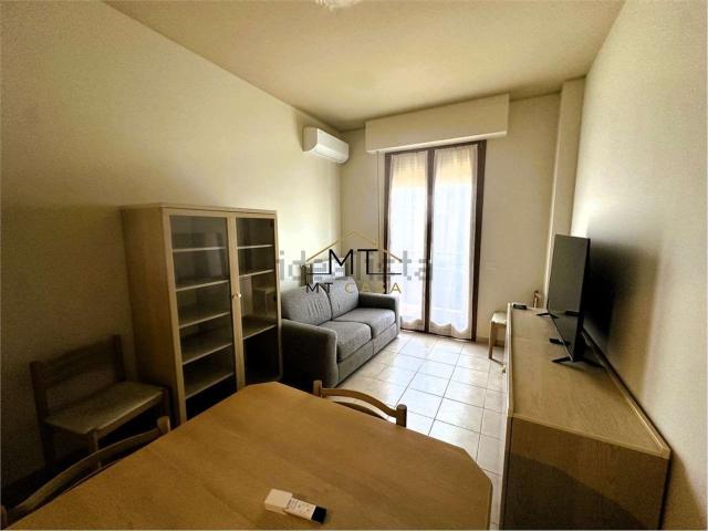 Appartamento in affitto a Centro Storico, Marche