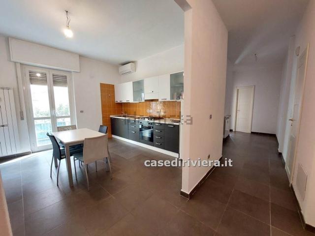 Appartamento in affitto a Finalborgo, Finale Ligure