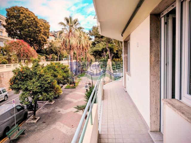 Appartamento in affitto a Ospedaletti, Liguria