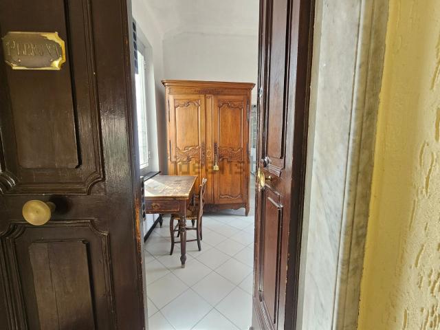 Attico in affitto a Medio Levante, Serra Riccò