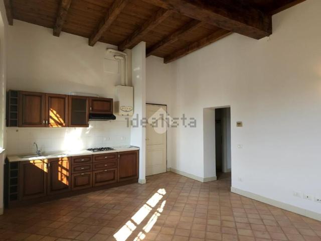 Appartamento in affitto a Torre, Goito