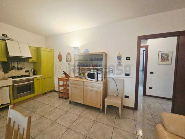 Appartamento in affitto a Padenghe Sul Garda, Lombardia