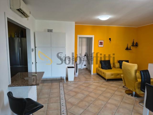 Appartamento in affitto a Tresinaro - Secchia, Re