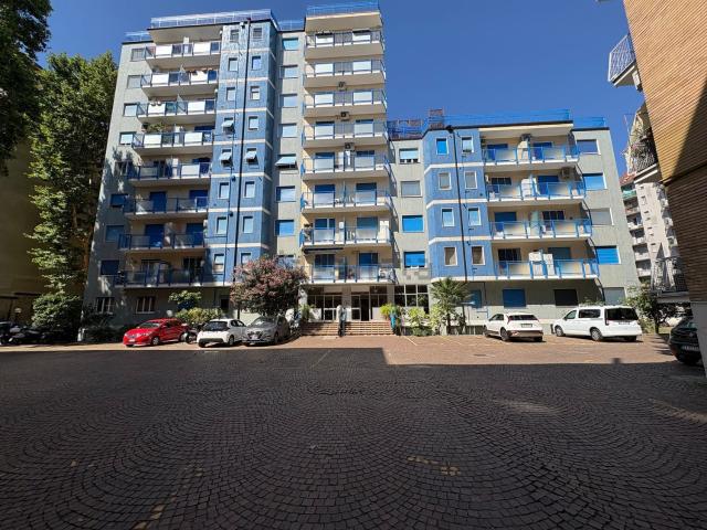 Appartamento in affitto a Municipio 7, Milano