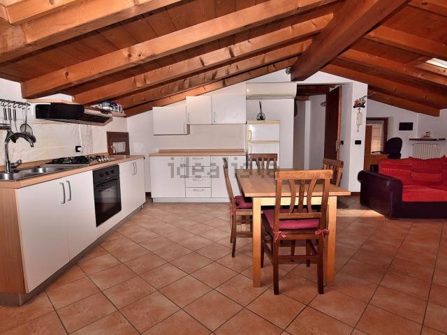 Appartamento in affitto a Est, Brenzone