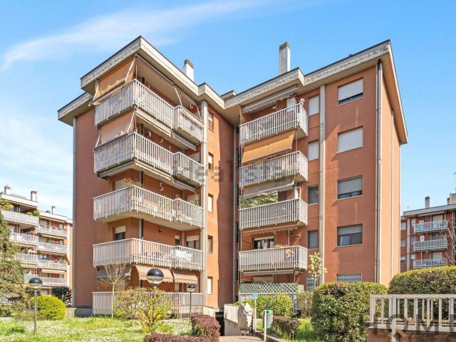 Appartamento in affitto a Cornaredo, Lombardia