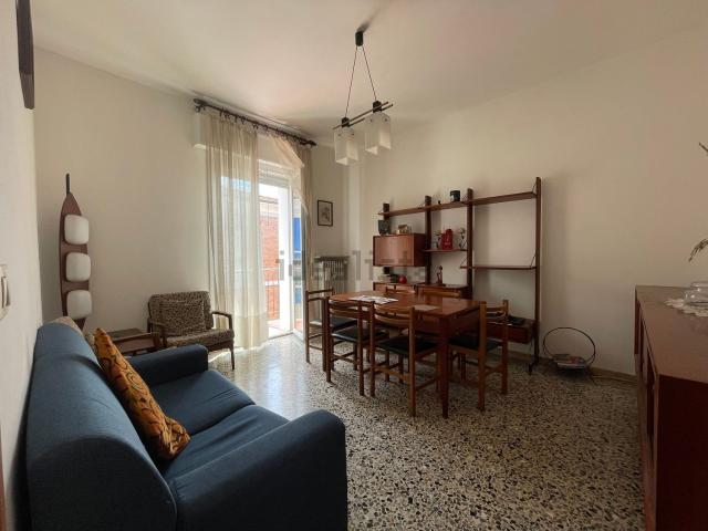 Appartamento in affitto a Regina Pacis, Re