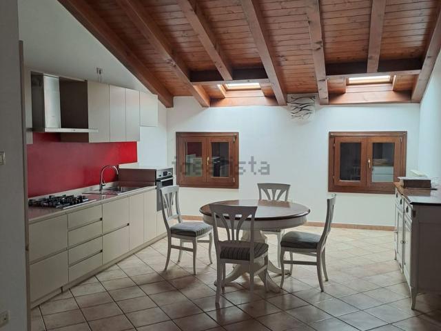 Appartamento in affitto a Roverchiara, Veneto