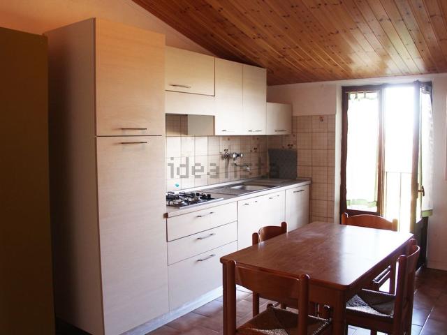 Appartamento in affitto a Tufo, Marche