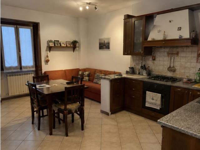 Appartamento in affitto a Rezzato, Lombardia