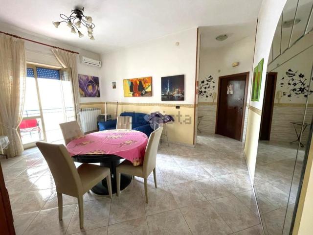 Appartamento in affitto a Portici, Campania
