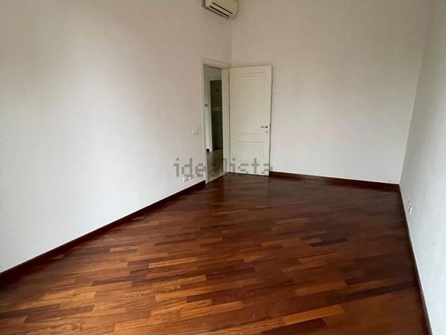 Appartamento in affitto a Centro Storico, Modena