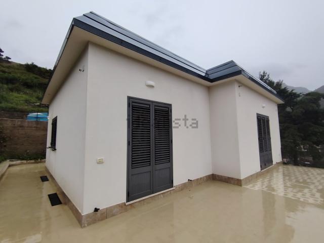 Appartamento in affitto a Montelepre, Sicilia