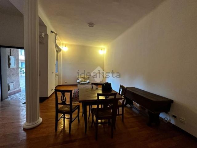 Appartamento in affitto a Santo Stefano, Bologna