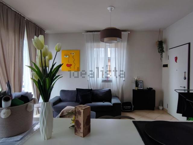 Appartamento in affitto a Carugo, Lombardia