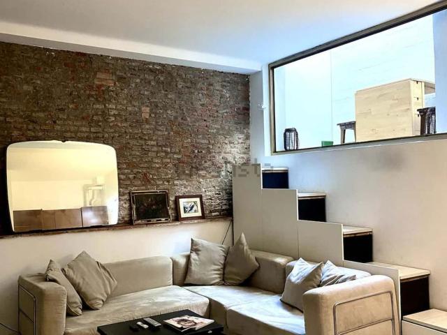 Appartamento in affitto a Centro storico, Milano