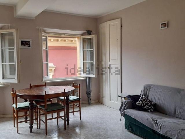 Appartamento in affitto a San Francesco-Giardini Pubblici, Re