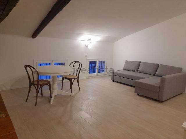 Attico in affitto a Forcellini, Padova