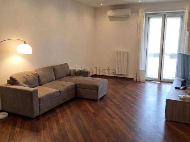 Appartamento in affitto a Municipio 1, Puglia