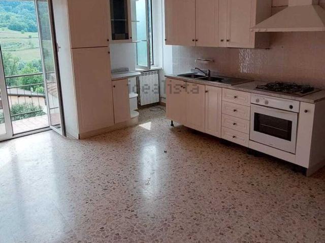 Appartamento in affitto a Alta Val Tidone, Caminata