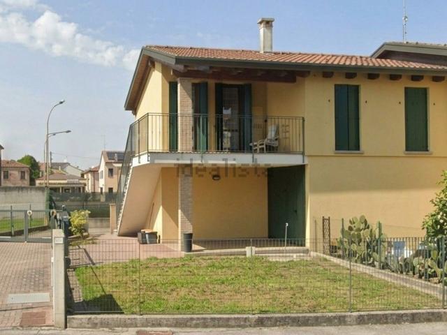 Appartamento in affitto a Agna, Padova
