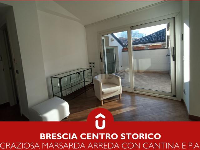 Appartamento in affitto a Zona Centro, Brescia