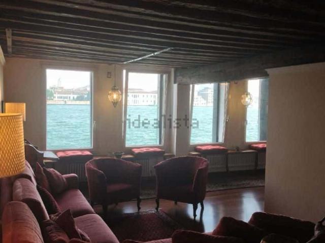 Appartamento in affitto a Venezia-Murano-Burano, Venezia