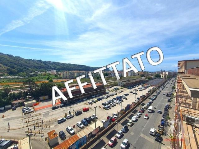Appartamento in affitto a Municipalità 10, Campania
