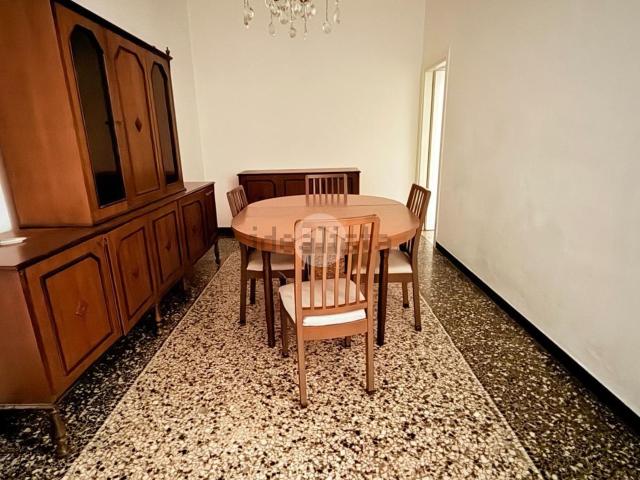 Appartamento in affitto a Centro Est, Serra Riccò