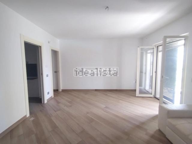 Appartamento in affitto a Rione Costantinopoli, Aversa