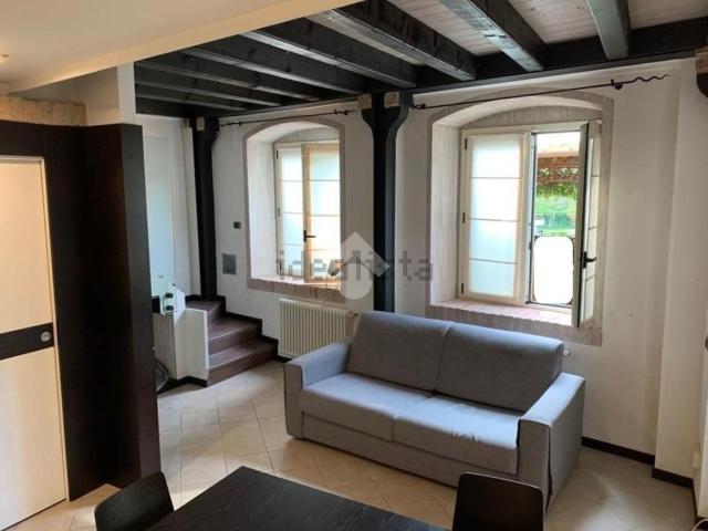 Appartamento in affitto a Lonato, Lombardia