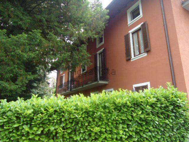 Appartamento in affitto a Valle Olona, Varese