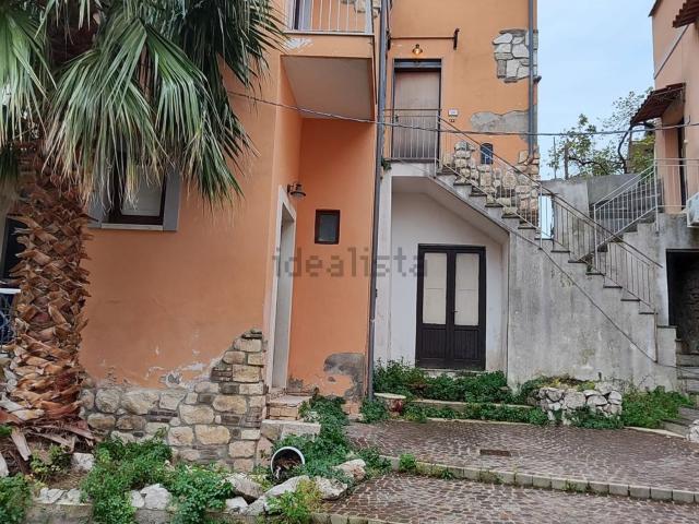 Appartamento in affitto a Taurano, Campania
