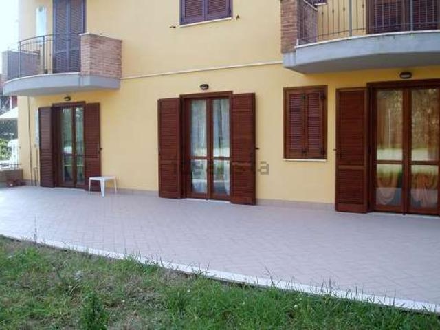 Appartamento in affitto a Palombina, Giove