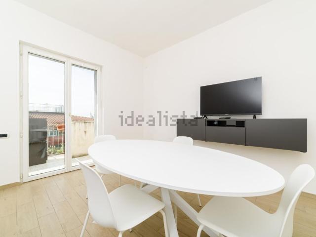 Attico in affitto a Municipalità 2, Napola