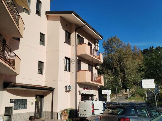 Appartamento in affitto a Brolo, Sicilia