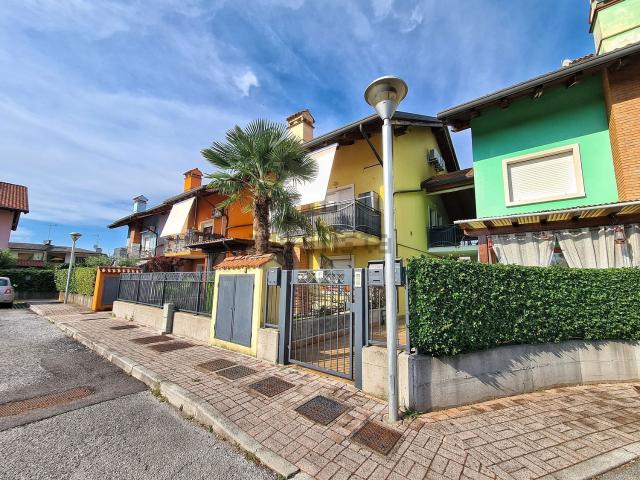Appartamento in affitto a Pozzuolo Del Friuli, Friuli-Venezia Giulia