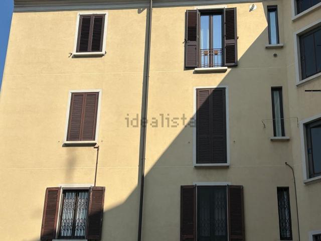 Appartamento in affitto a Municipio 9, Milano