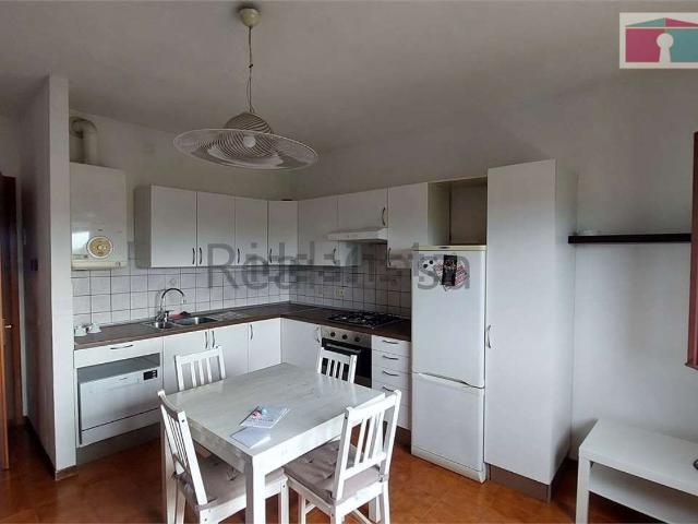 Appartamento in affitto a Tresinaro - Secchia, Re