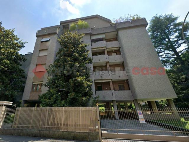Appartamento in affitto a Oltresempione, Legnano