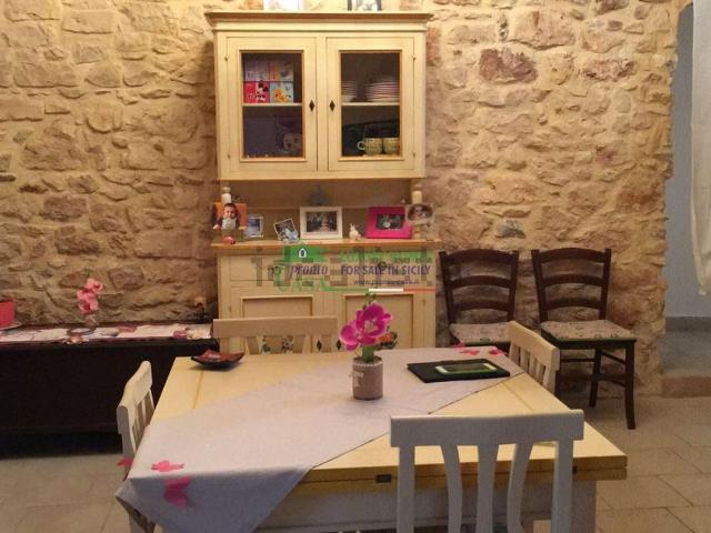 Appartamento in affitto a Gilestra, Ragusa