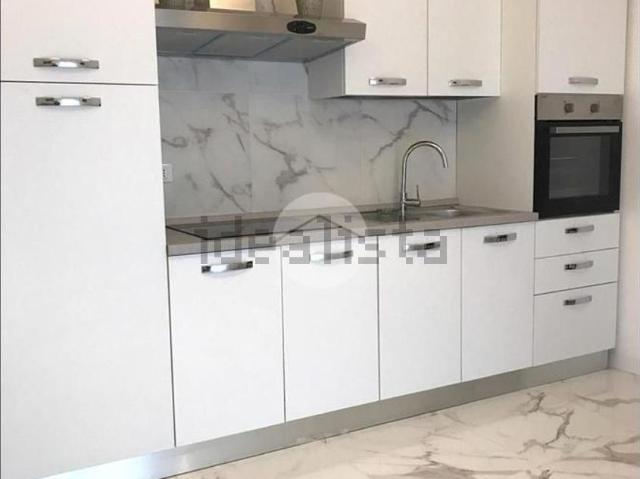 Appartamento in affitto a Casa Tossa, Voghera