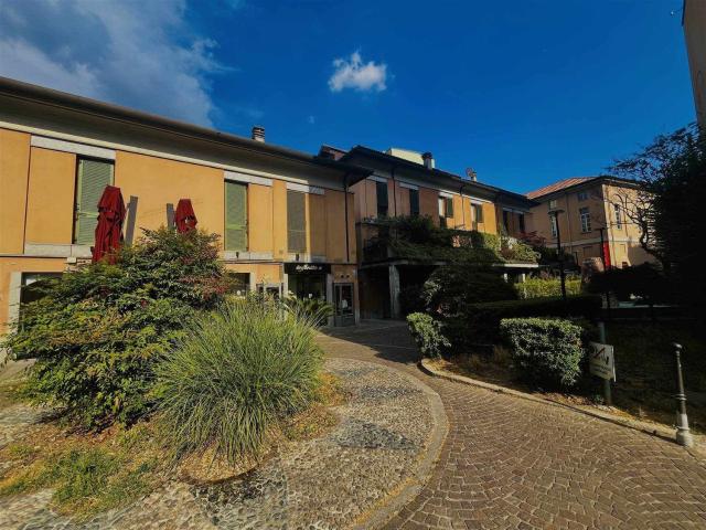 Appartamento in affitto a Centro, Monza
