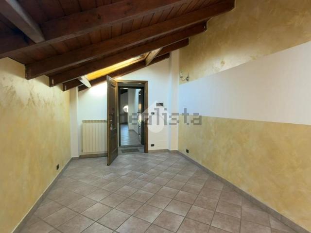 Appartamento in affitto a Piemonte, Vercelli