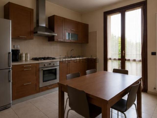 Appartamento in affitto a Molinetto, Parma