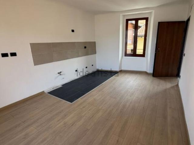 Appartamento in affitto a Somasca, Vercurago