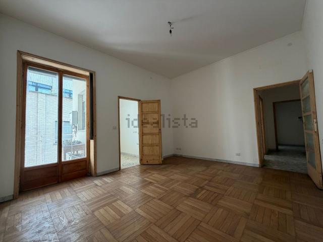Appartamento in affitto a Municipio 1, Milano