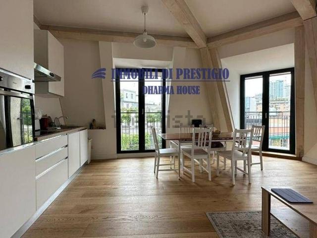 Attico in affitto a Municipio 9, Milano