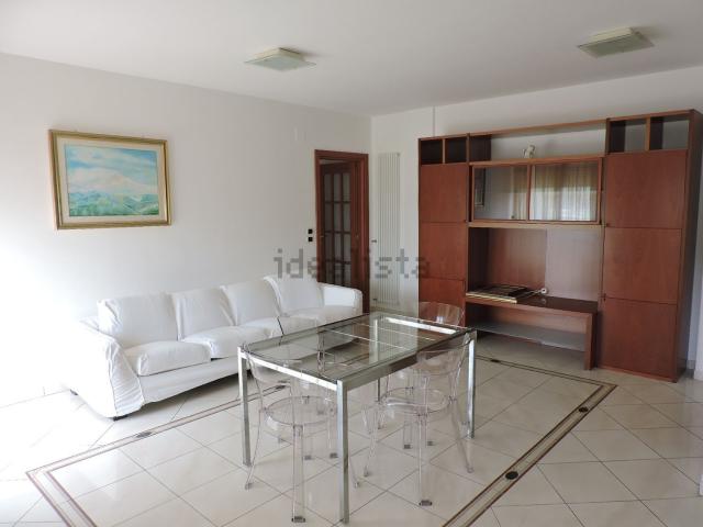 Appartamento in affitto a Villa Raspa, Spoltore